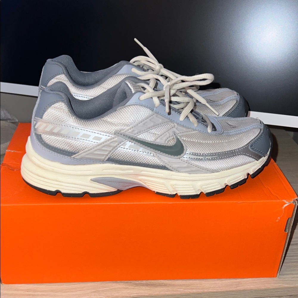 Men’s Nike Initiator